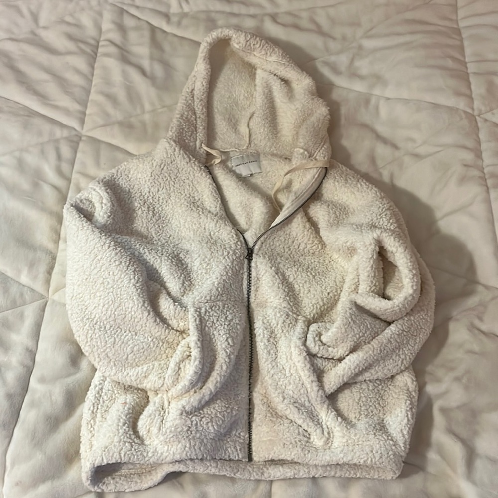 sherpa jacket, supposed to be oversized
